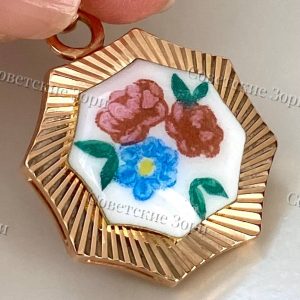 Женственный золотой кулон «Финифть» времён СССР, в отличной сохранности.